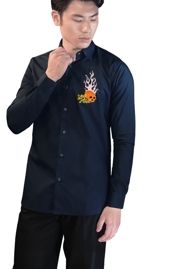 Steaming Skull Shirt in Navy